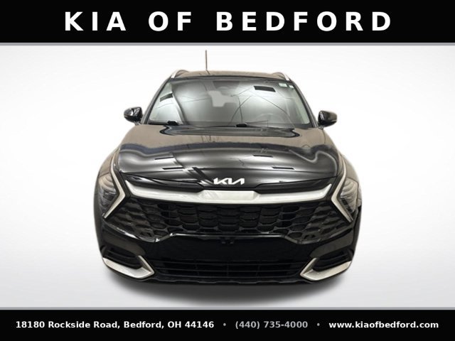 Certified 2025 Kia Sportage EX AWD/4WD image 2