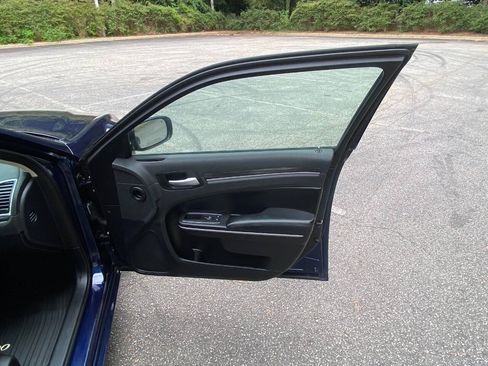 Used 2016 Chrysler 300 Limited RWD image 53
