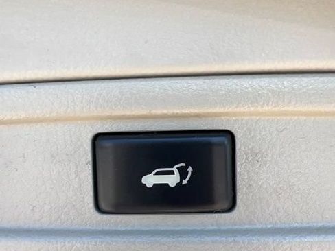 Used 2011 Nissan Murano SL w/ Navigation Pkg AWD/4WD image 36