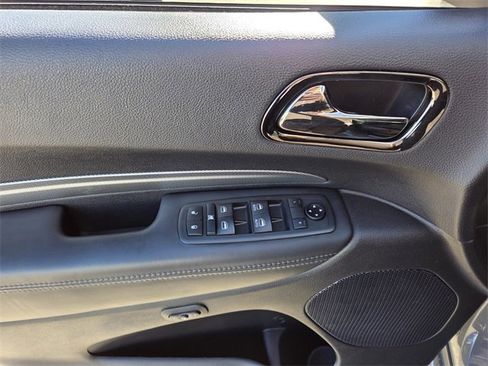 Used 2020 Dodge Durango R/T w/ Blacktop Package image 17