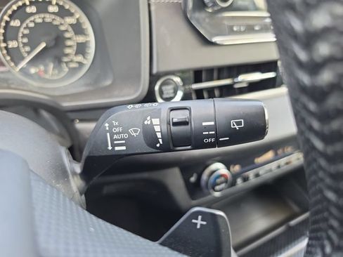 Used 2022 Mitsubishi Outlander SE AWD/4WD image 24