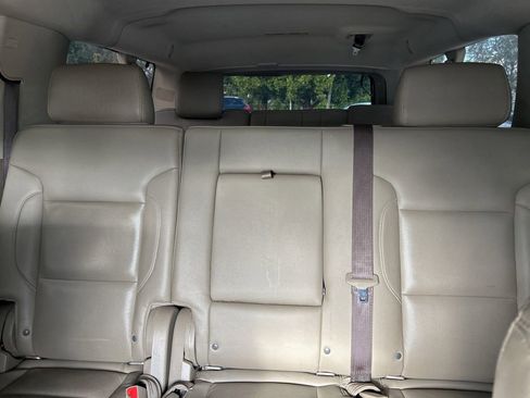 Used 2020 Chevrolet Suburban Premier image 14