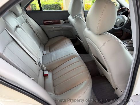 Used 2004 Lincoln LS RWD image 11