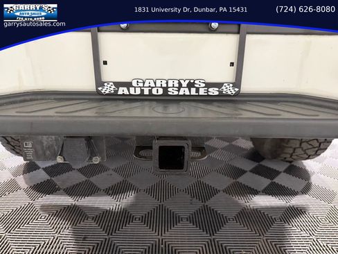 Used 2021 Nissan Frontier SV w/ Midnight Edition Floor Mats image 24