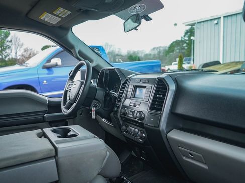 Used 2018 Ford F150 XLT image 10