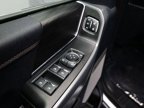 Used 2025 Ford F150 Lariat w/ Equipment Group 501A Mid AWD/4WD image 10