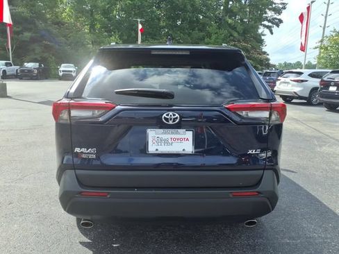 Used 2025 Toyota RAV4 XLE w/ Convenience Package FWD image 2
