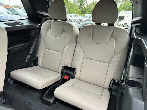 Used 2026 Volvo XC90 B6 Ultra w/ Protection Package AWD/4WD image 17
