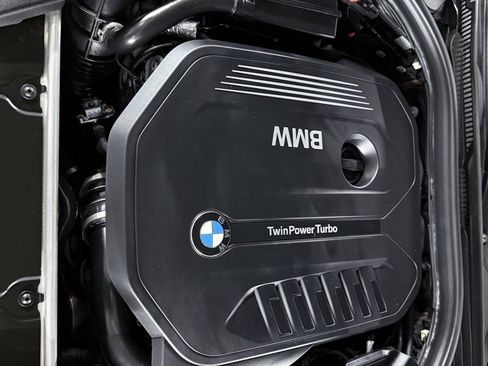 Used 2017 BMW 540i xDrive image 52