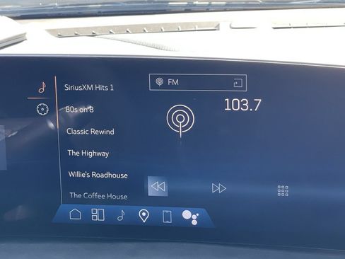 Used 2024 Cadillac XT4 Sport AWD/4WD image 34
