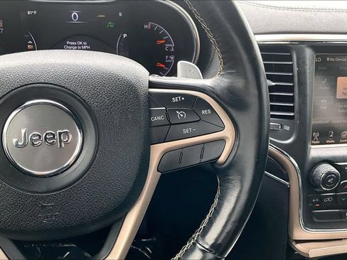 Used 2015 Jeep Grand Cherokee Overland AWD/4WD image 12