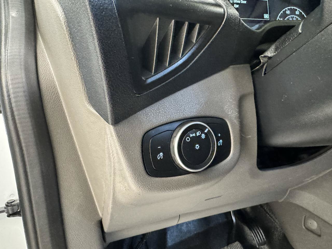 Used 2020 Ford Transit Connect XL FWD image 14