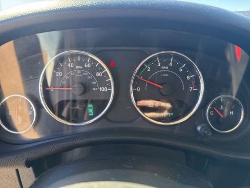 Used 2015 Jeep Wrangler Unlimited Sahara w/ Max Tow Package image 14