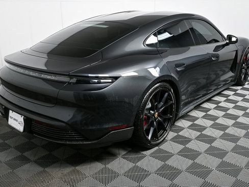 Certified 2022 Porsche Taycan GTS image 28