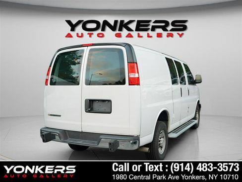 Used 2024 Chevrolet Express 2500 w/ Driver Convenience Package image 7