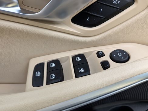 Certified 2023 BMW 330i Sedan w/ Premium Package image 27