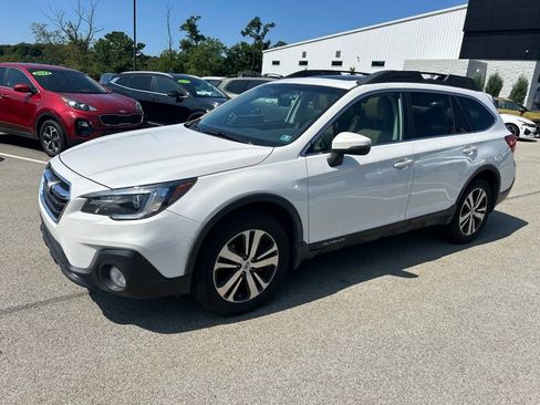 Used 2019 Subaru Outback 2.5i Limited w/ Protection Package #1 AWD/4WD image 3