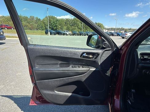 Used 2021 Dodge Durango GT image 28