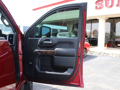 Used 2020 GMC Sierra 3500 Denali w/ Denali Ultimate Package AWD/4WD image 31