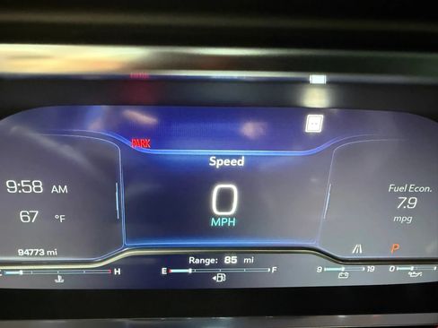 Used 2022 Chevrolet Suburban RST w/ Sport Performance Package RWD image 8