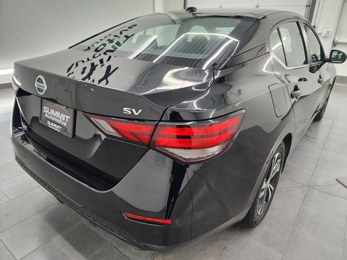 Used 2023 Nissan Sentra SV image 5