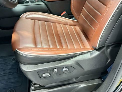 Used 2024 GMC Yukon Denali Ultimate image 20