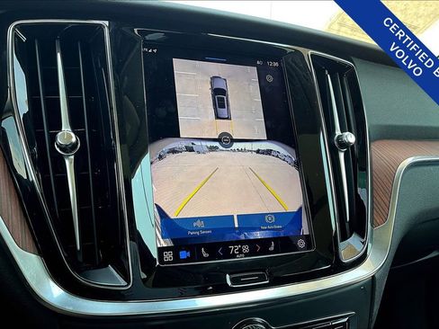 Certified 2024 Volvo V60 B5 Cross Country Plus image 30