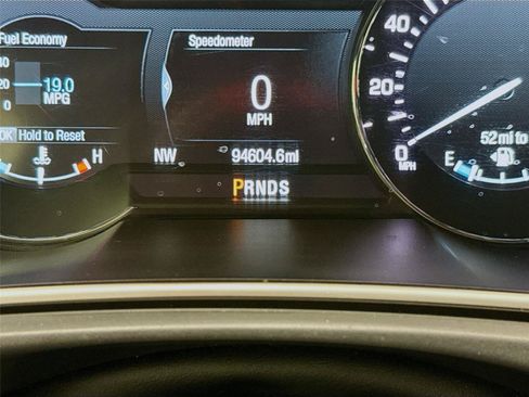 Used 2017 Lincoln MKX Reserve FWD image 4