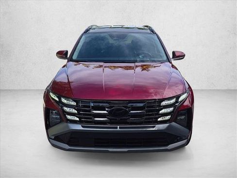 Used 2025 Hyundai Tucson Limited FWD image 2