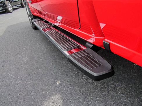 New 2026 GMC Sierra 1500 SLE w/ X31 Off-Road Package image 11