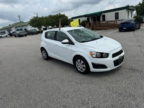 Used 2016 Chevrolet Sonic LS FWD image 2