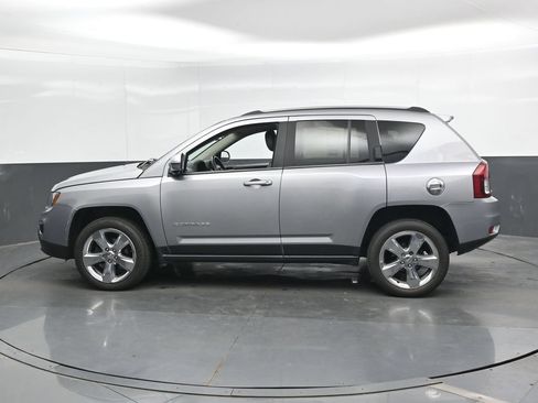 Used 2015 Jeep Compass Limited AWD/4WD image 7