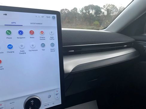 Used 2023 Ford Mustang Mach-E Select image 15