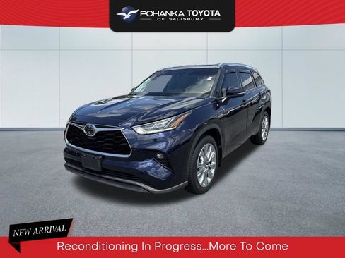 Used 2020 Toyota Highlander Limited AWD/4WD image 1