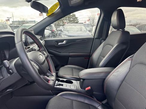 Used 2023 Ford Escape ST-Line Select image 10