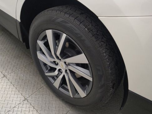 Used 2022 Chevrolet Equinox LT image 31