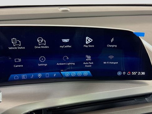 New 2026 Cadillac Vistiq Sport w/ LPO, Floor Liner Package image 15