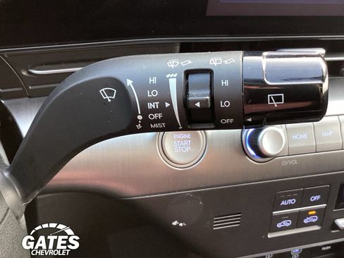 Used 2025 Hyundai Kona SEL FWD image 23