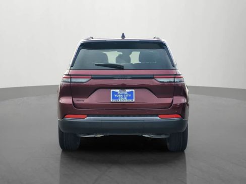 New 2026 Jeep Grand Cherokee Altitude image 5