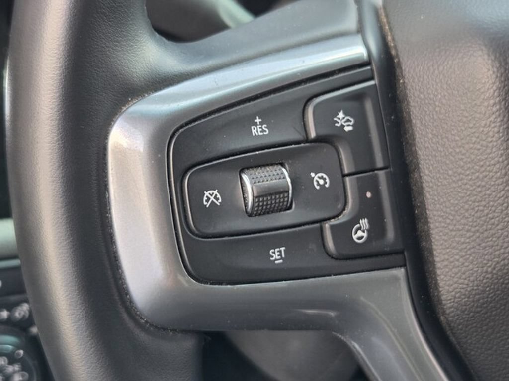 Used 2023 Chevrolet Silverado 1500 RST AWD/4WD image 12