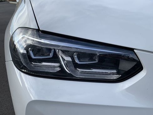 Used 2023 BMW X3 xDrive30i image 9