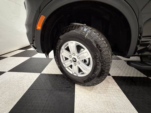 New 2025 Ford Ranger XL image 9