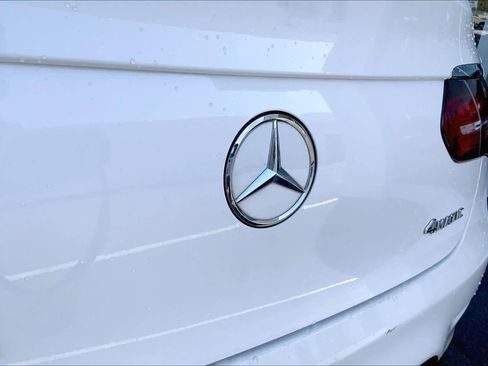 Used 2017 Mercedes-Benz GLC 300 4MATIC Coupe image 30