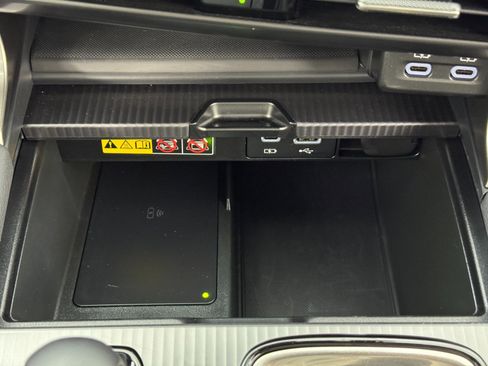 Used 2024 Lexus RX 500h F Sport w/ Convenience Package image 31