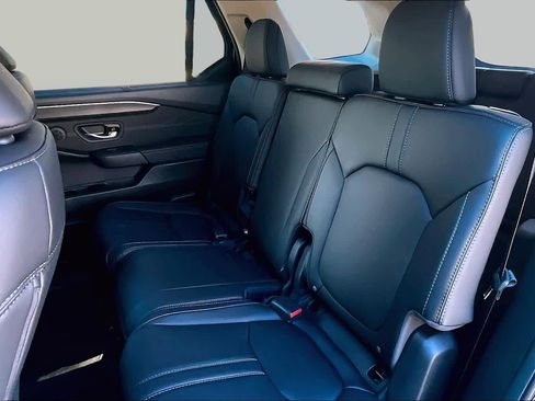 Used 2026 Honda Pilot image 21