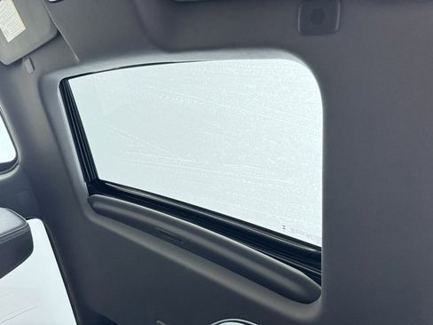 Used 2024 GMC Sierra 1500 Denali w/ Denali Reserve Package image 7