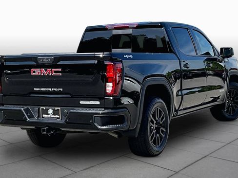 Used 2024 GMC Sierra 1500 Elevation w/ Preferred Package AWD/4WD image 12