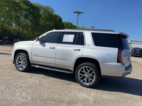 Used 2017 GMC Yukon SLT w/ Open Road Package AWD/4WD image 6