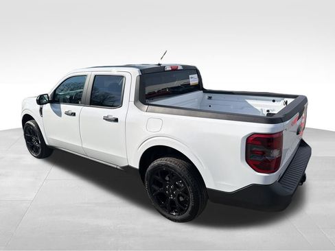 Certified 2025 Ford Maverick XLT w/ XLT Luxury Package image 3