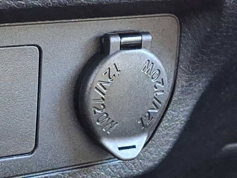 Used 2023 Toyota Tacoma SR image 23